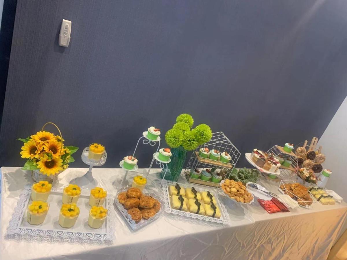 Holiday Inn Express - Wuhan Optical Valley By Ihg Εξωτερικό φωτογραφία