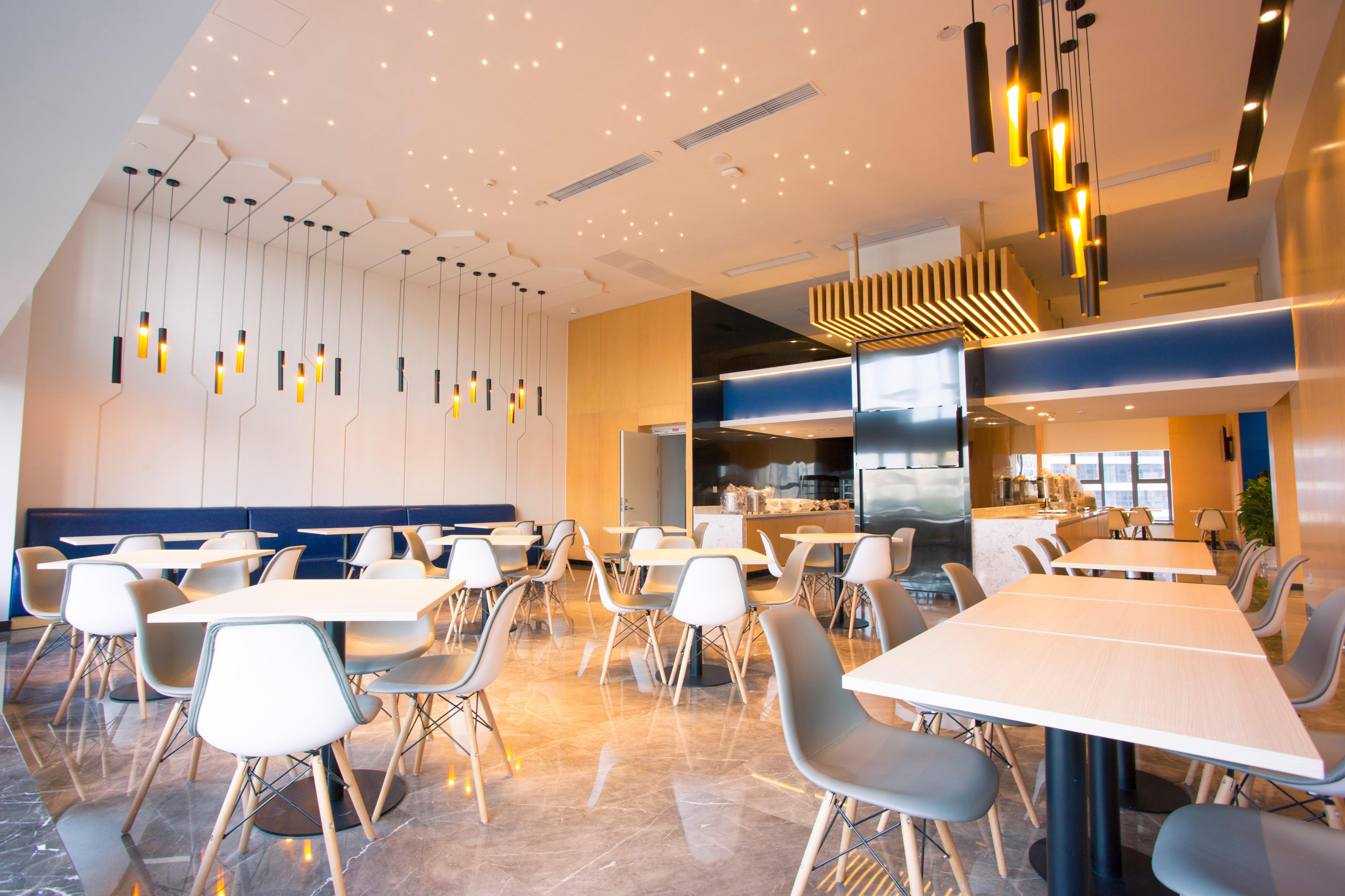 Holiday Inn Express - Wuhan Optical Valley By Ihg Εξωτερικό φωτογραφία